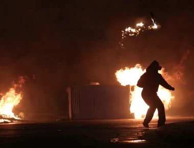 ΝΔ για επεισόδια στα Εξάρχεια: «Με την επόμενη κυβέρνηση της ΝΔ η ανοχή στα φαινόμενα αυτά θα είναι μηδενική»